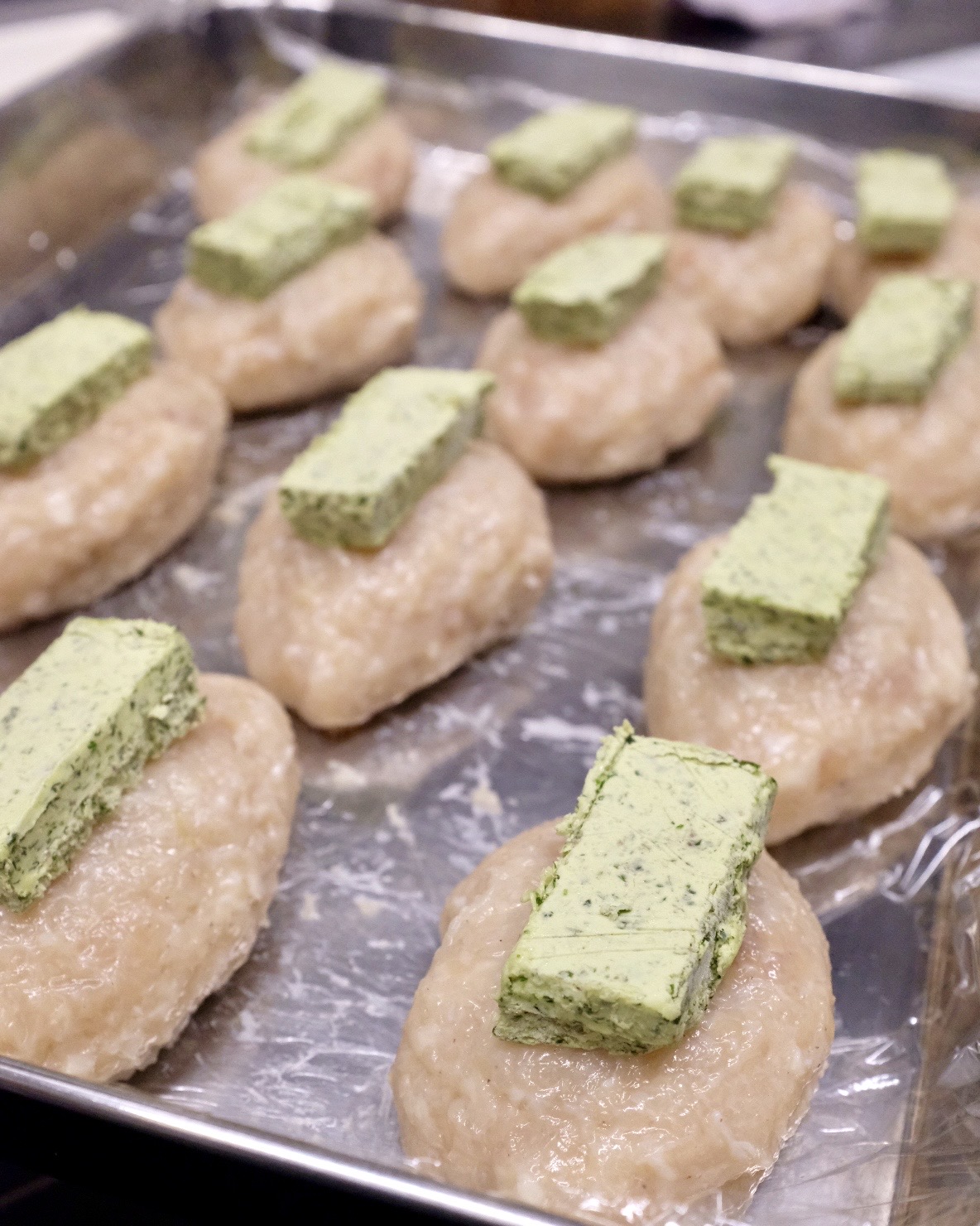 挽肉のチキンキエフ